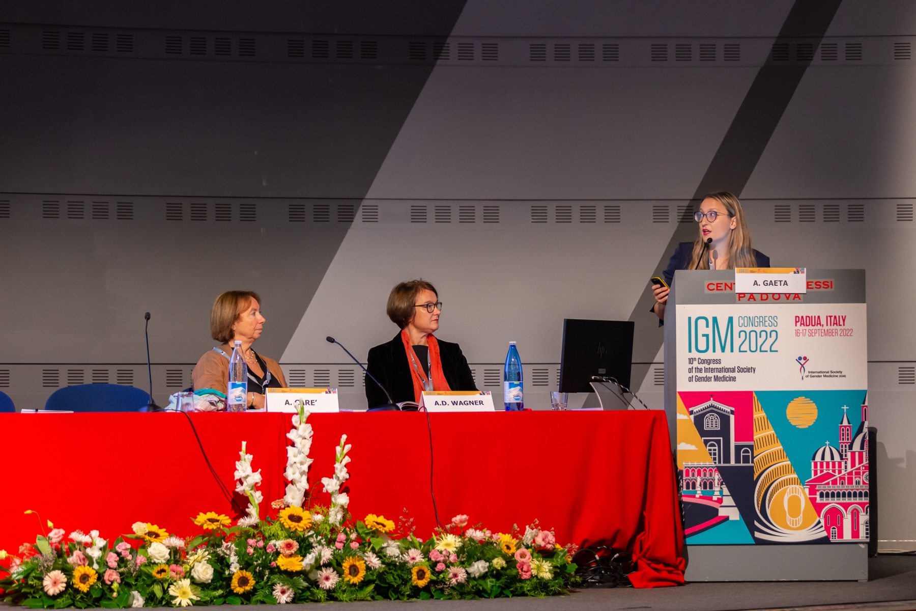 Aurora Gaeta presenting at the 10th Congress of the International Society of Gender Medicine in Padua